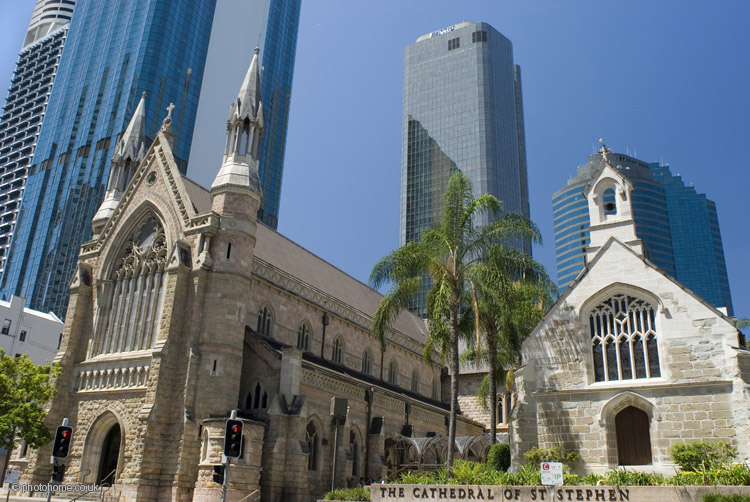 exterior of st stephens cathedral and chapel